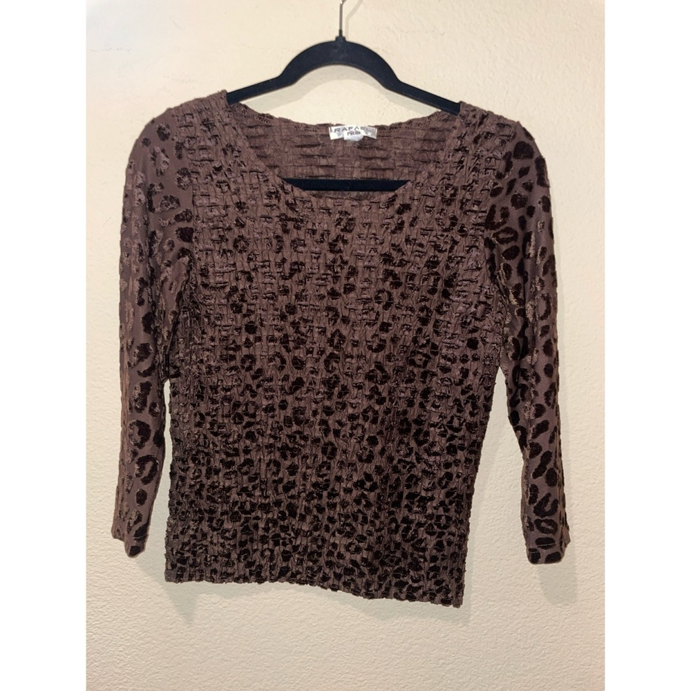 Rafael petite leopard skirt and top set